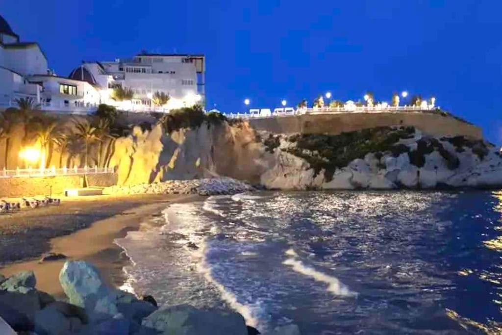 Piso 21 Unico A Pie De Playa En Esquina Lejlighed Benidorm Eksteriør billede