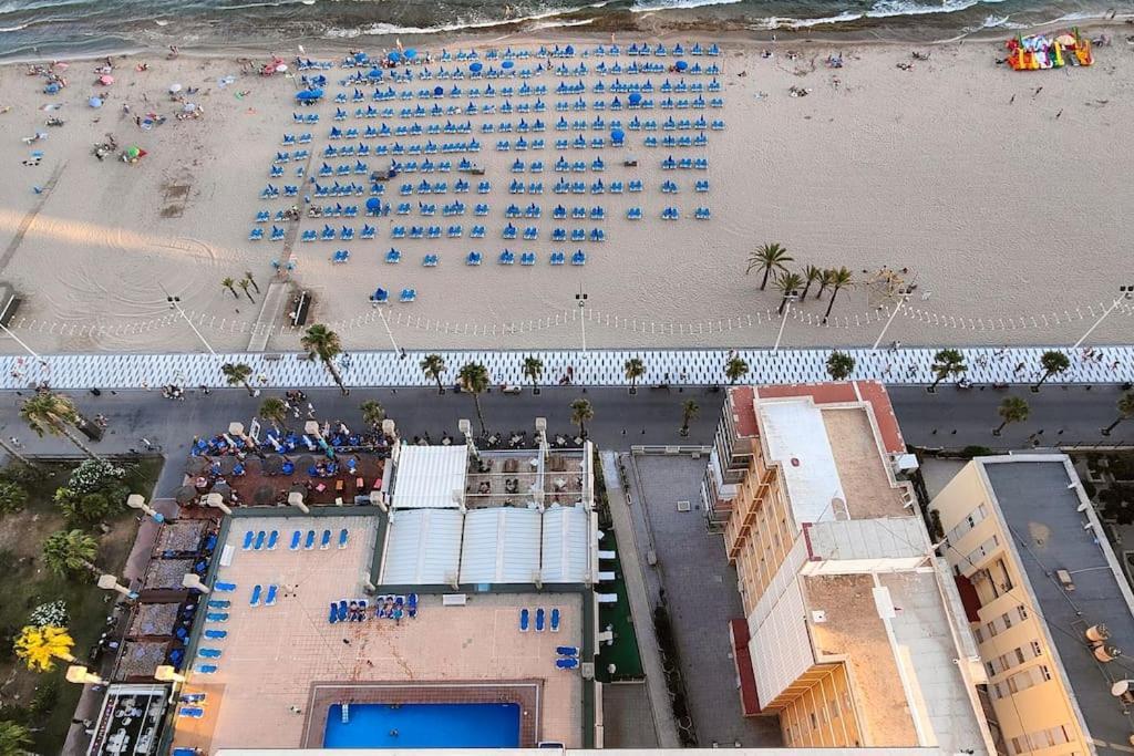 Piso 21 Unico A Pie De Playa En Esquina Lejlighed Benidorm Eksteriør billede